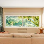 Villa Abreu Retreat Palace By Portugal Active Delaes